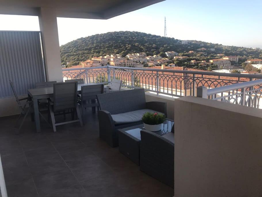 Appart Avec Terrasse Vue Sur Mer Exceptionnelle L'Ile-Rousse (Corsica) Exterior foto