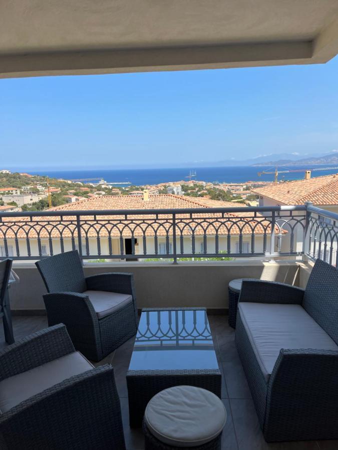 Appart Avec Terrasse Vue Sur Mer Exceptionnelle L'Ile-Rousse (Corsica) Exterior foto